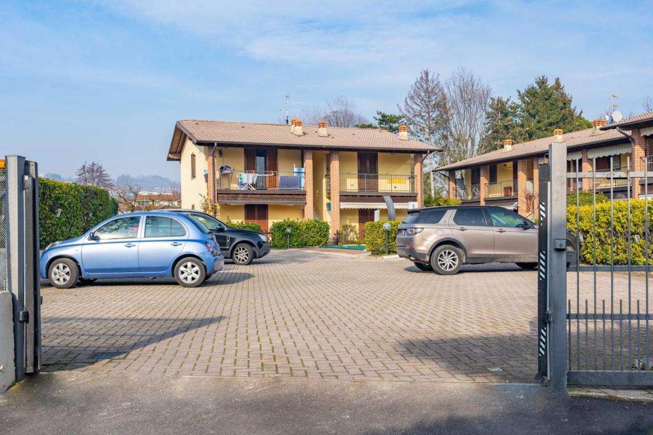 Pool - Marge Apartment - By Host4U Padenghe sul Garda Exterior foto